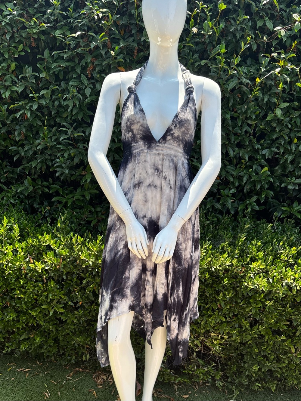 Asymmetrical Tie-Dye Halter Dress - navy/white
